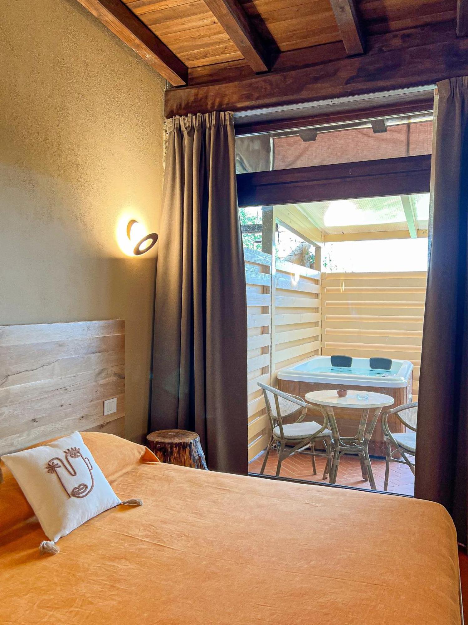 Antico Casale Guest House ซาร์ซานา ภายนอก รูปภาพ